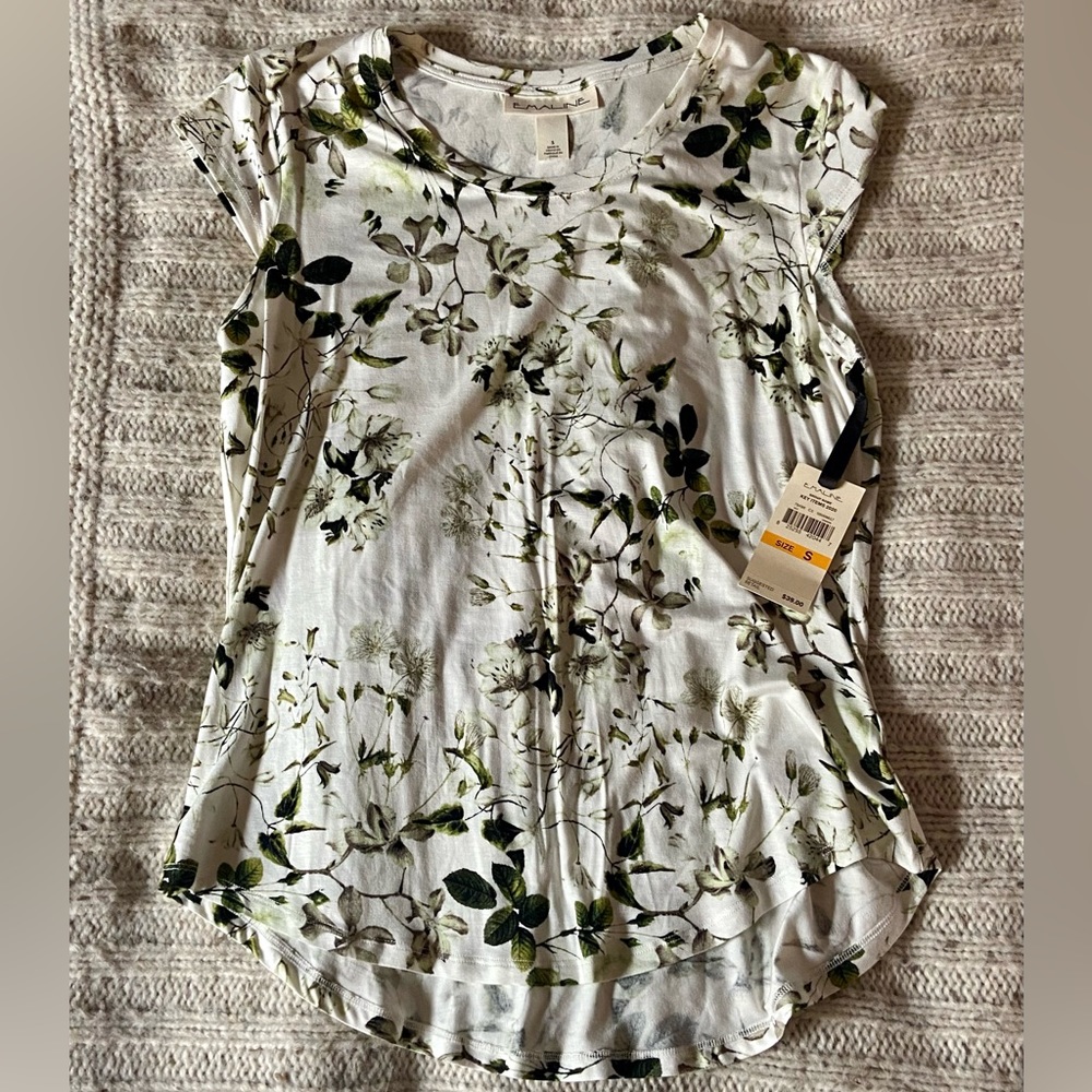 Small Sleeveless Floral Blouse
